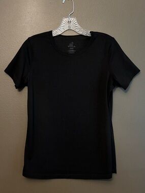 Woolx Women's Liza Black Short-Sleeve Crew Neck Tee